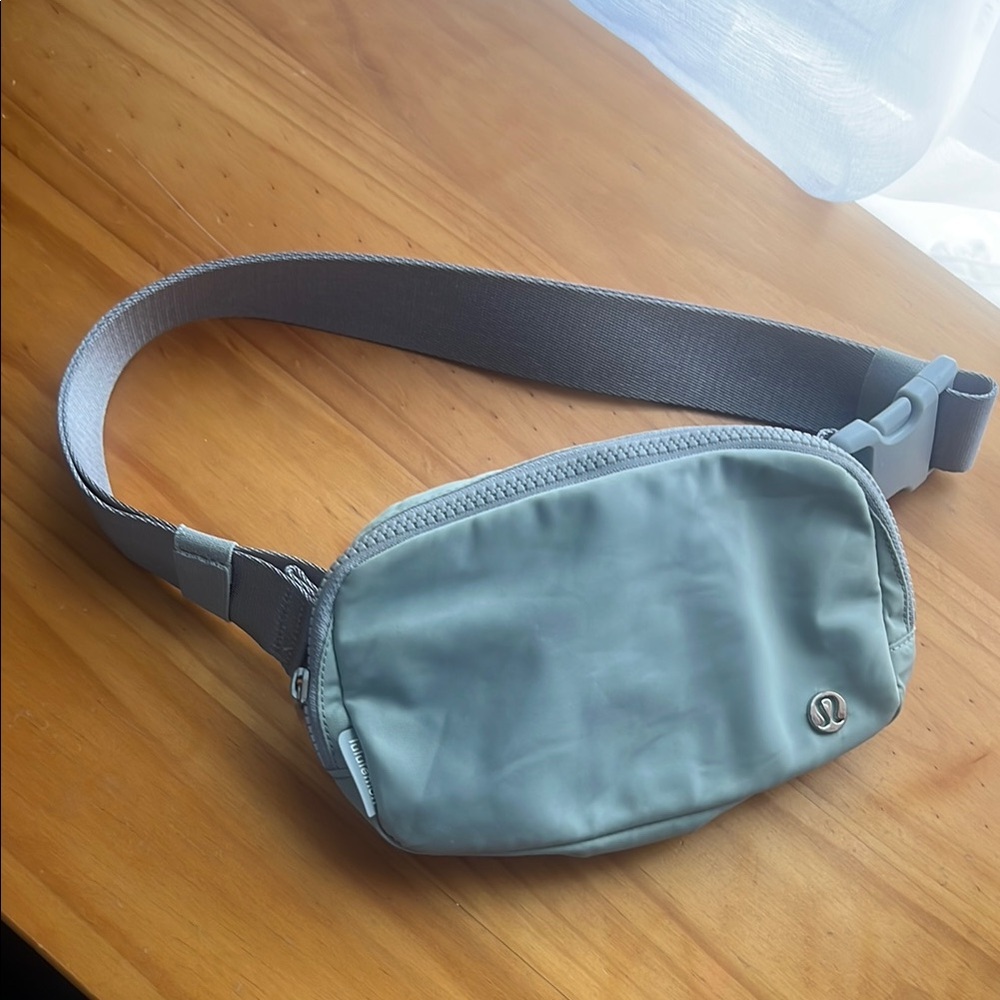 lululemon athletica Gray Belt Bag